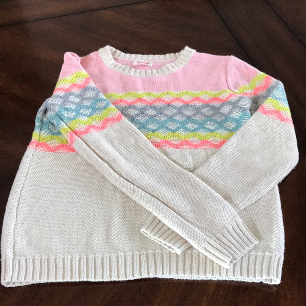 Girl’s 10/12 sweater.